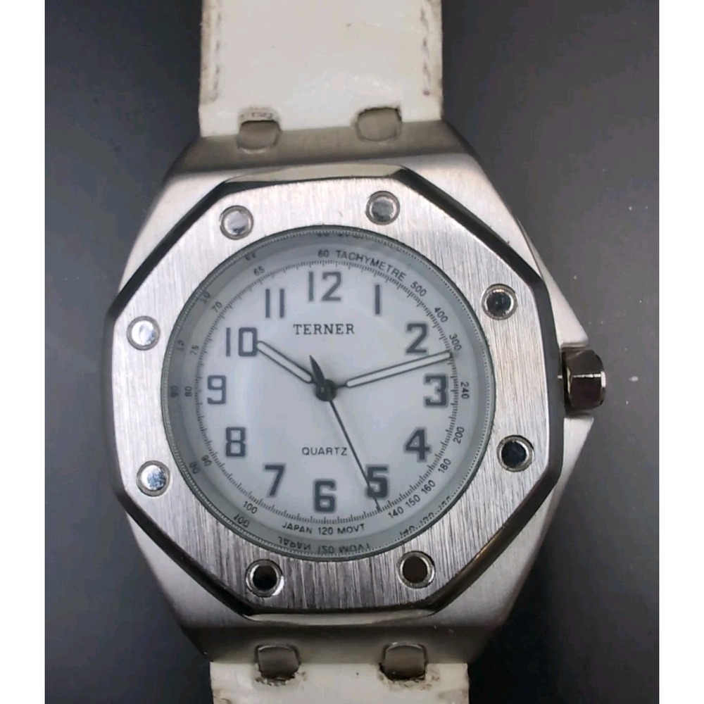 VINTAGE BIJOUX TERNER White And Chrome - QUARTZ- K-13402G New Battery